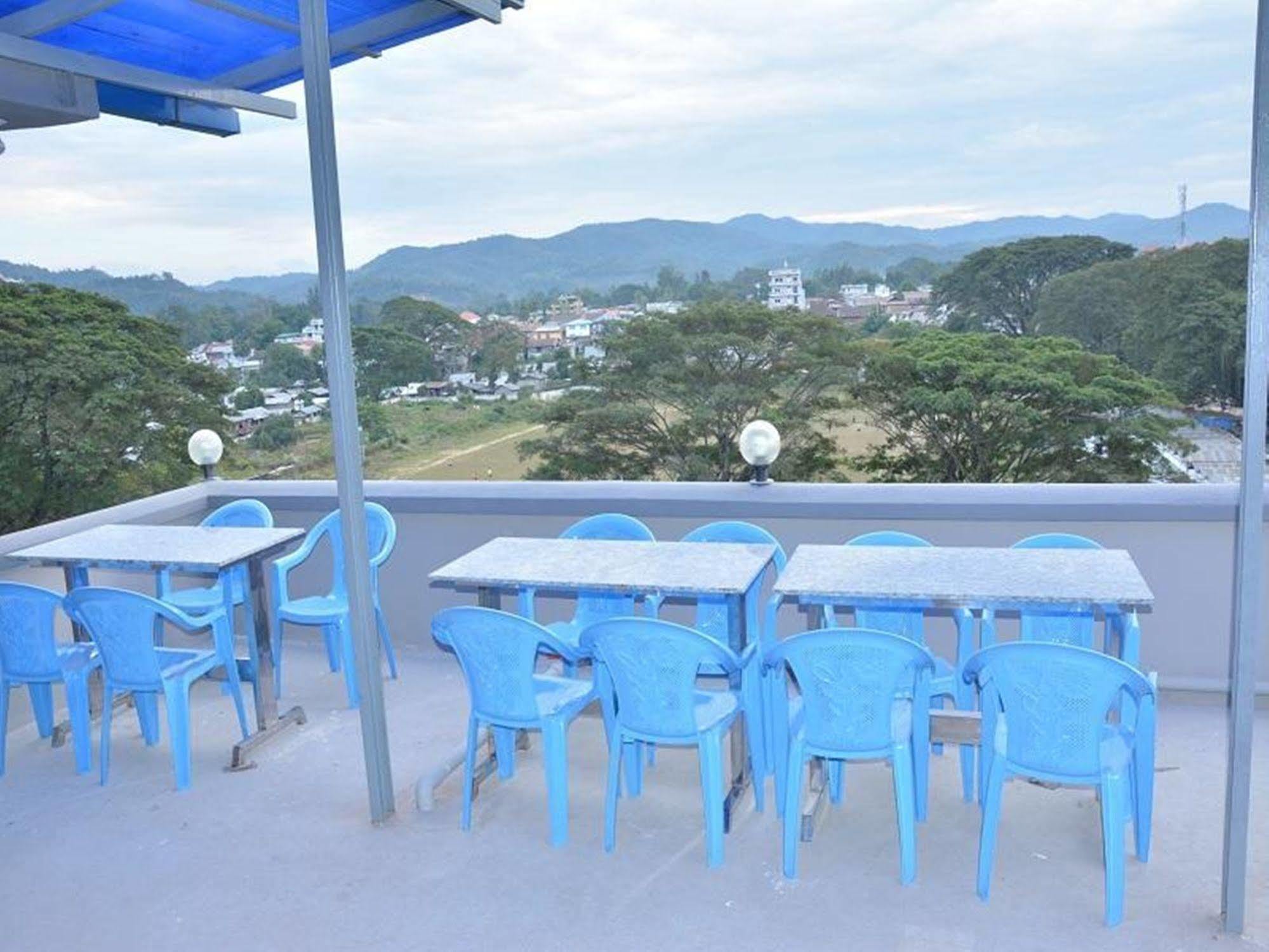 Red Dragon Hotel Hsipaw Exteriér fotografie